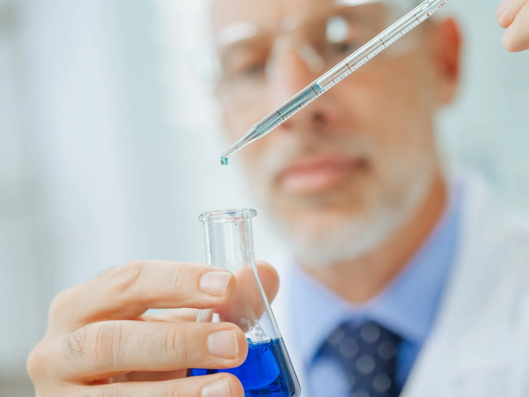 家用体脂秤与商用人体秤的精度差异及传感器技术解析